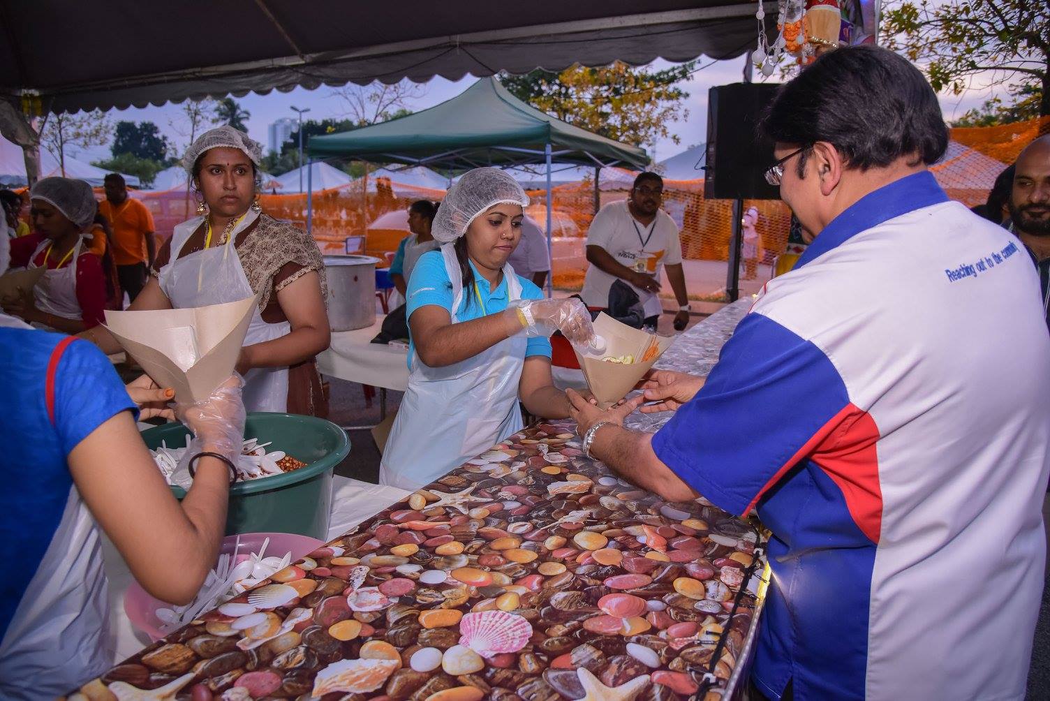 Facebook/Thaipusam Annadhanam Batu Caves 2018 They need volunteers.